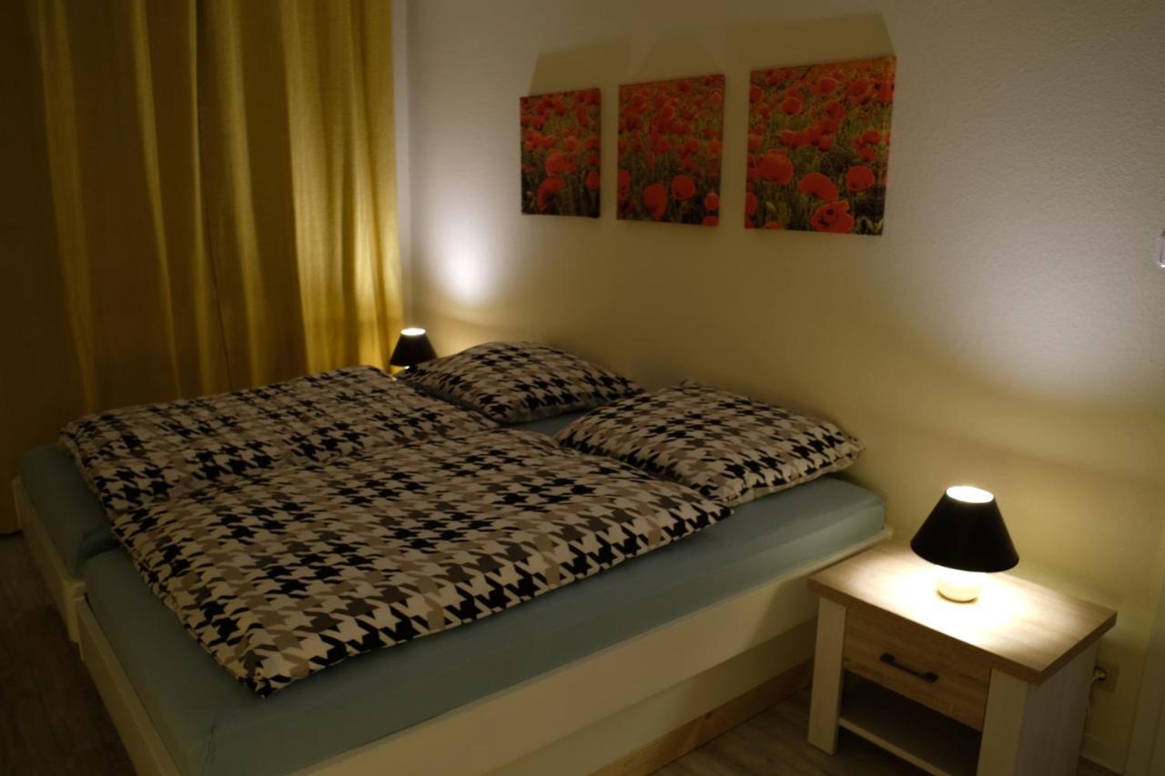 Ruhiges Haus Mit Privatem Garten Halstenbek Kültér fotó