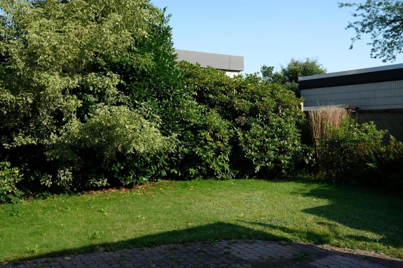 Ruhiges Haus Mit Privatem Garten Halstenbek Kültér fotó